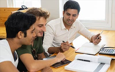 UB students being tutored