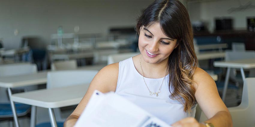 A UB pre-nursing degree program in connecticut student