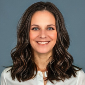 headshot of Kristy